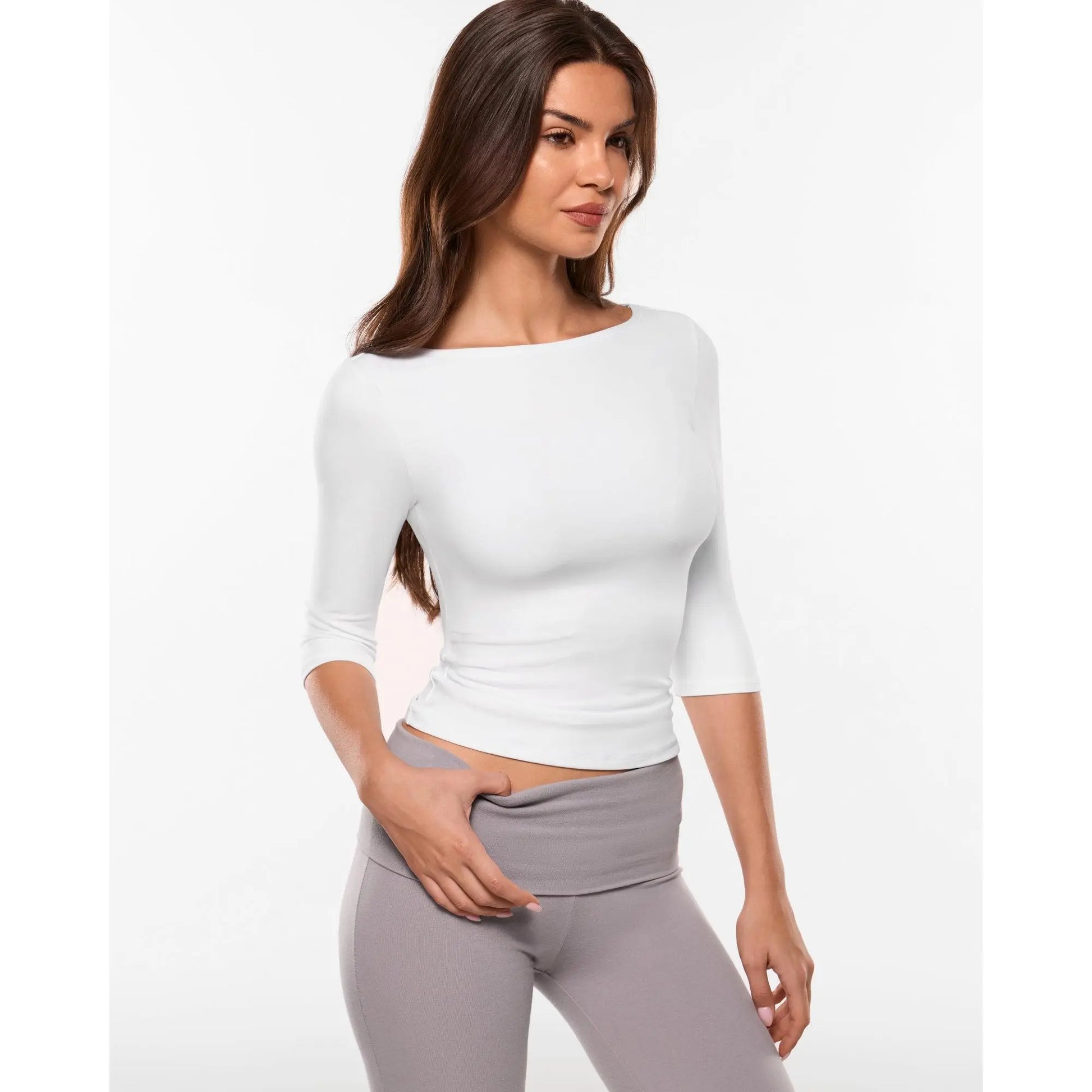 INLYRIC Women'S Airsoft 3/4 Length Sleeve Tops Single Layer Crew Neck T Shirts Basic Tees Slim Fitted Going Out Tops